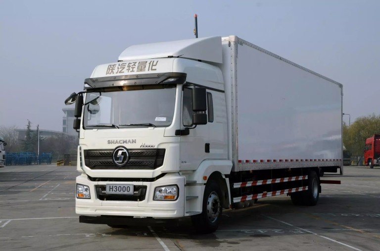 SHACMAN H3000 Lorry Truck 4X2 (1)