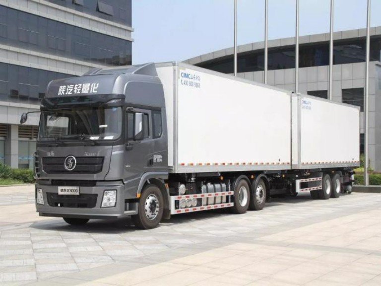 SHACMAN X3000 Lorry Truck 6X4 (2)
